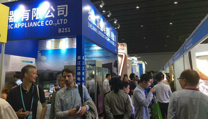 展会清单丨盘点新零售行业必去的6大自动售货机展会,你一定要了解!-小麦智能